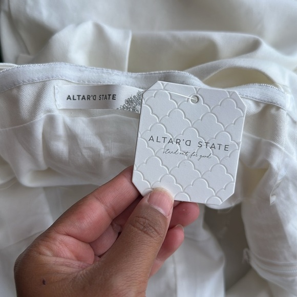 Altar'd State Ivory Strapless Dress Bow in back Women’s Size Large - Picture 8 of 11